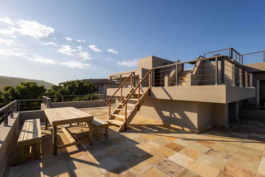 4 Bedroom Property for Sale in Whale Rock Beach Western Cape